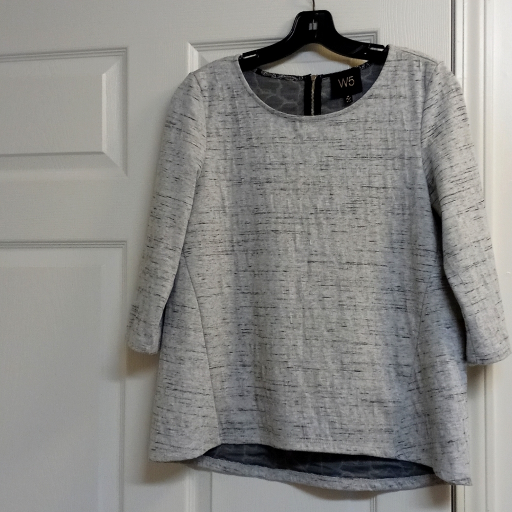 Black, gray & white Top